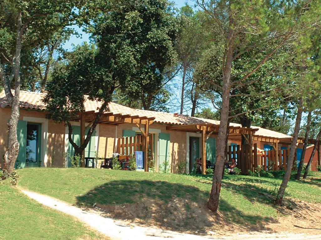 Lagrange Vacances Les Mazets De Gaujac Gaujac  Zimmer foto
